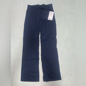 Lululemon NWT Dance Studio Mid-Rise Pant Regular size 6 True Navy